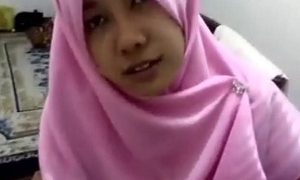 Skandal Ustadzah Malay Bersama Kekasihnya